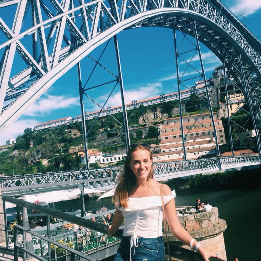 Meet your Posher, Savannah